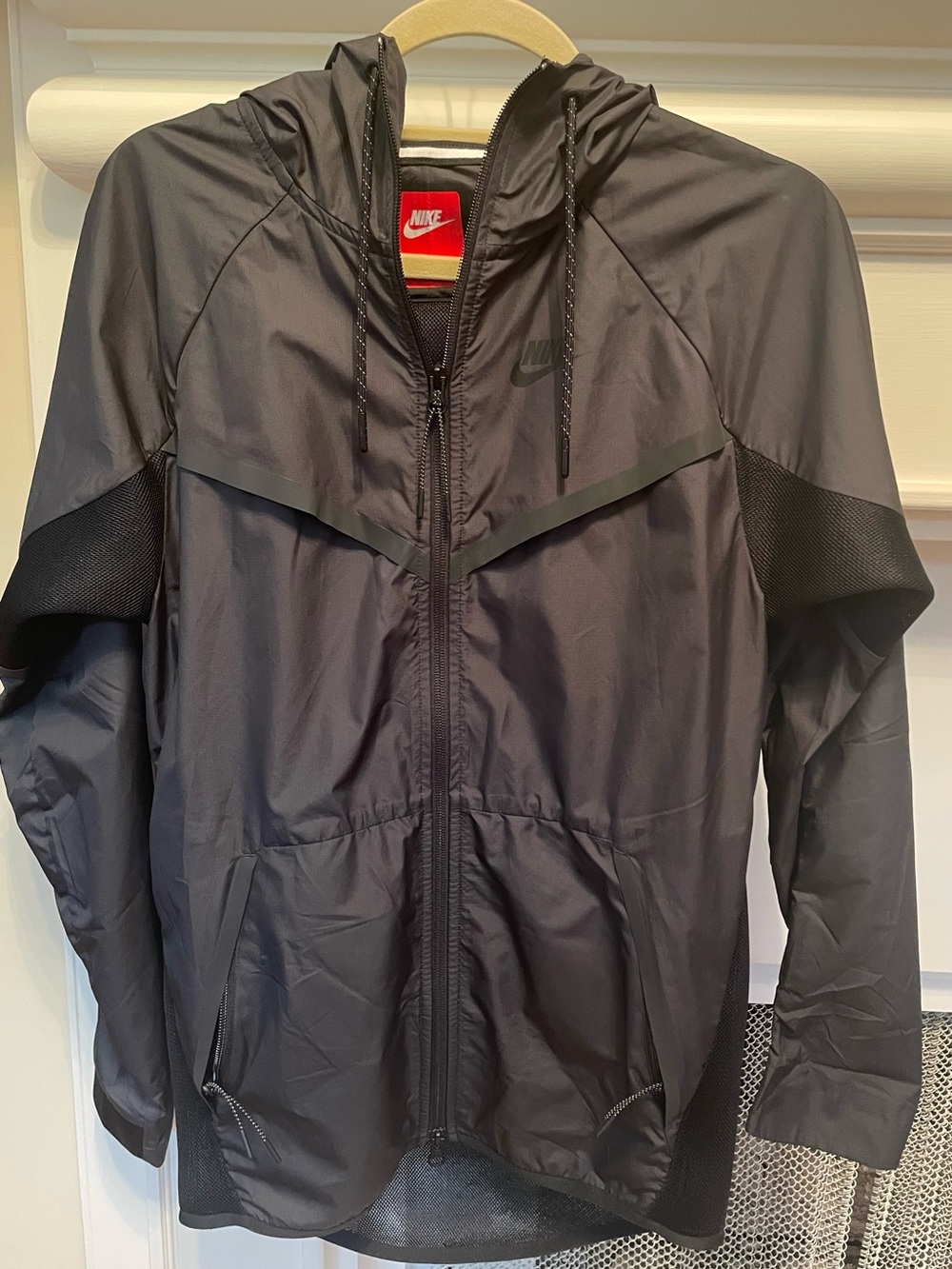 Nike Tech HyperMesh Windrunner Zip Up Hooded Jacket Black XS.